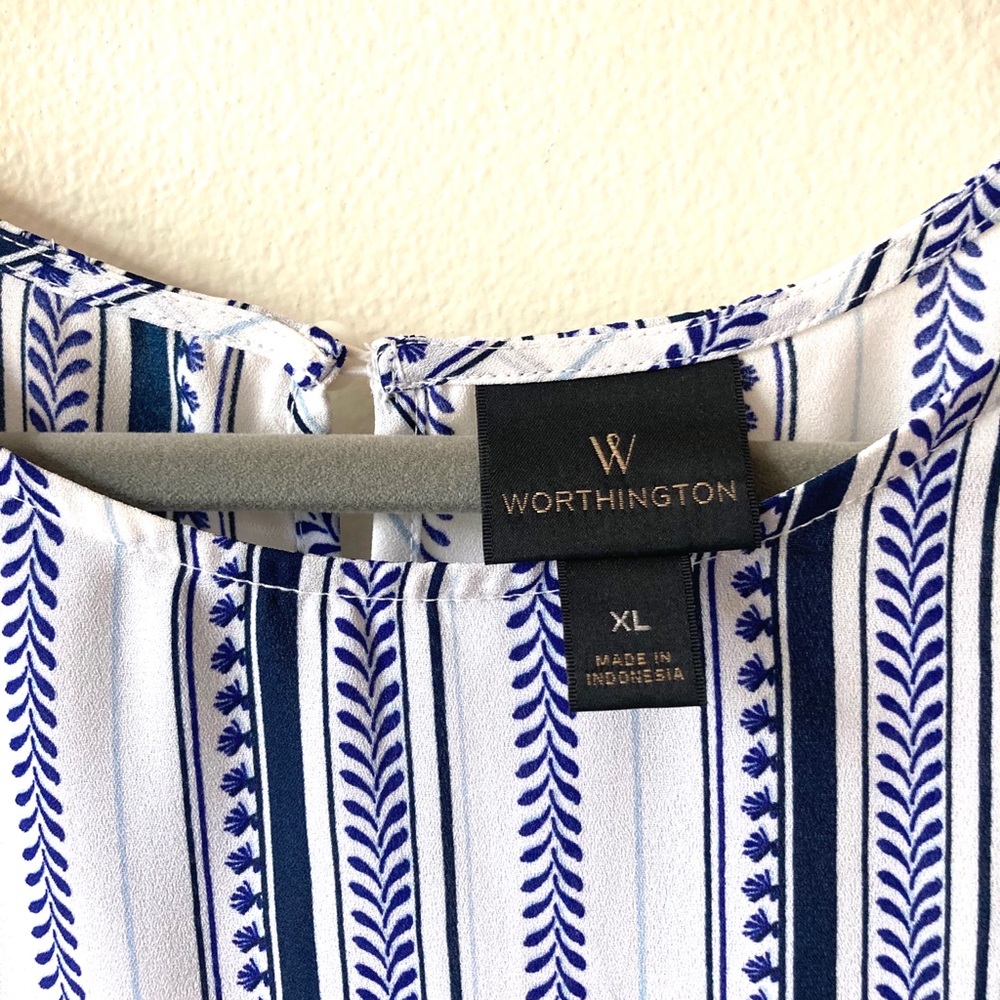 Blue and white stripe shirt with button in back - Picture 3 of 4